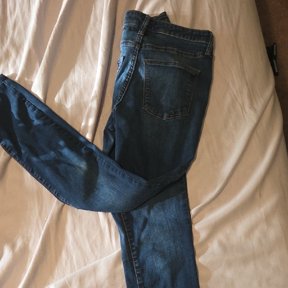 Universal Thread High Rise Blue Jeans - Picture 3 of 3
